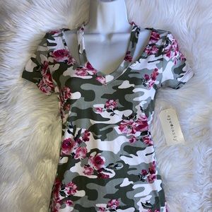 EYE CANDY Camo Floral Cutout Tee Tunic Top